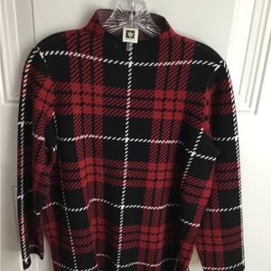 Anne Klein Long Sleeve Tunic. Plaid Red and Black. Size M. Wore one time!